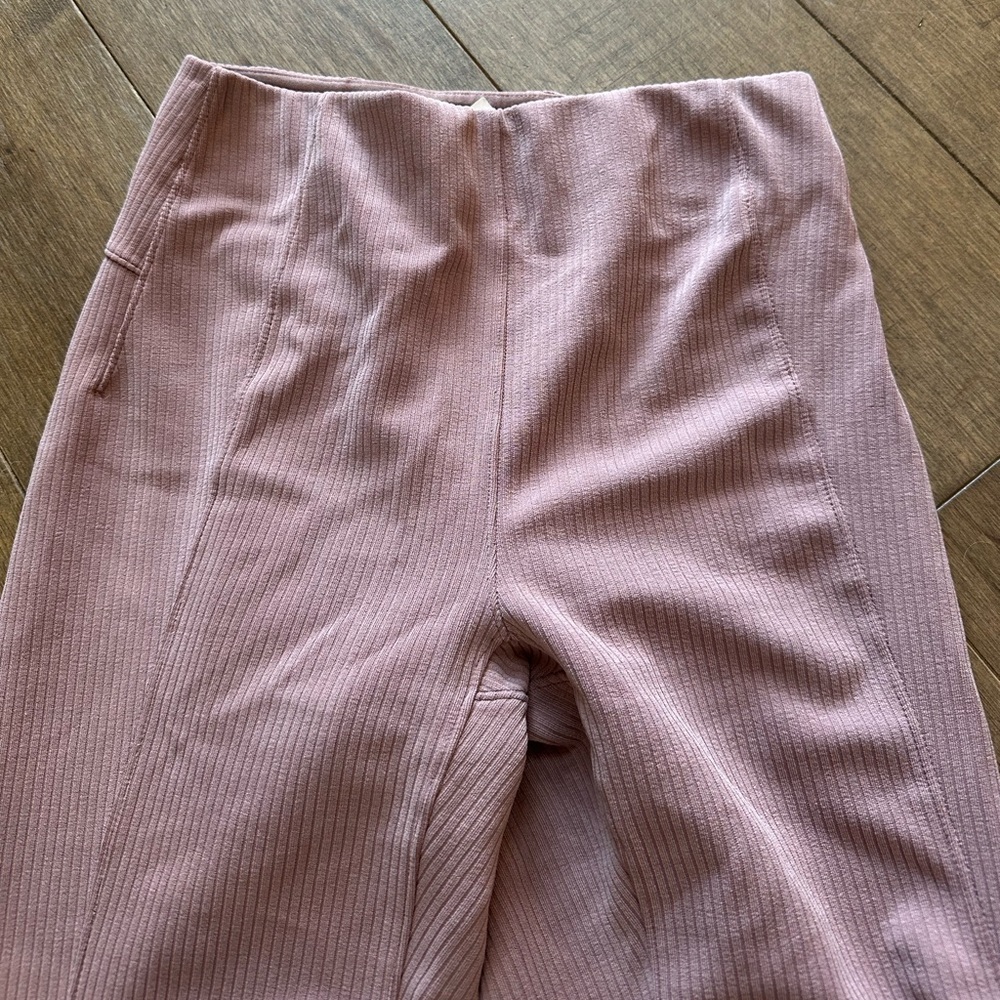 LULULEMON FLARE LEG PINK YOGA PANTS